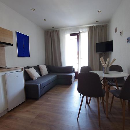 Apartments Vukovic Selce Bagian luar foto