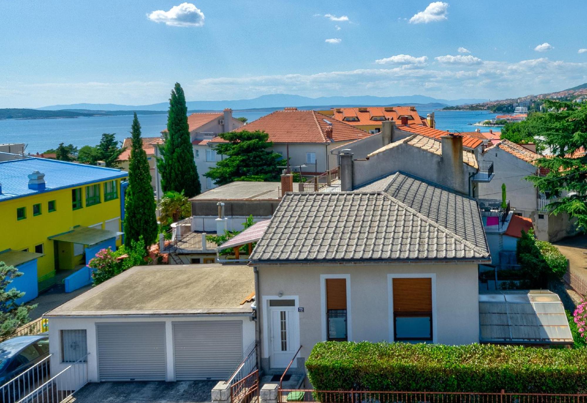 Apartments Vukovic Selce Bagian luar foto